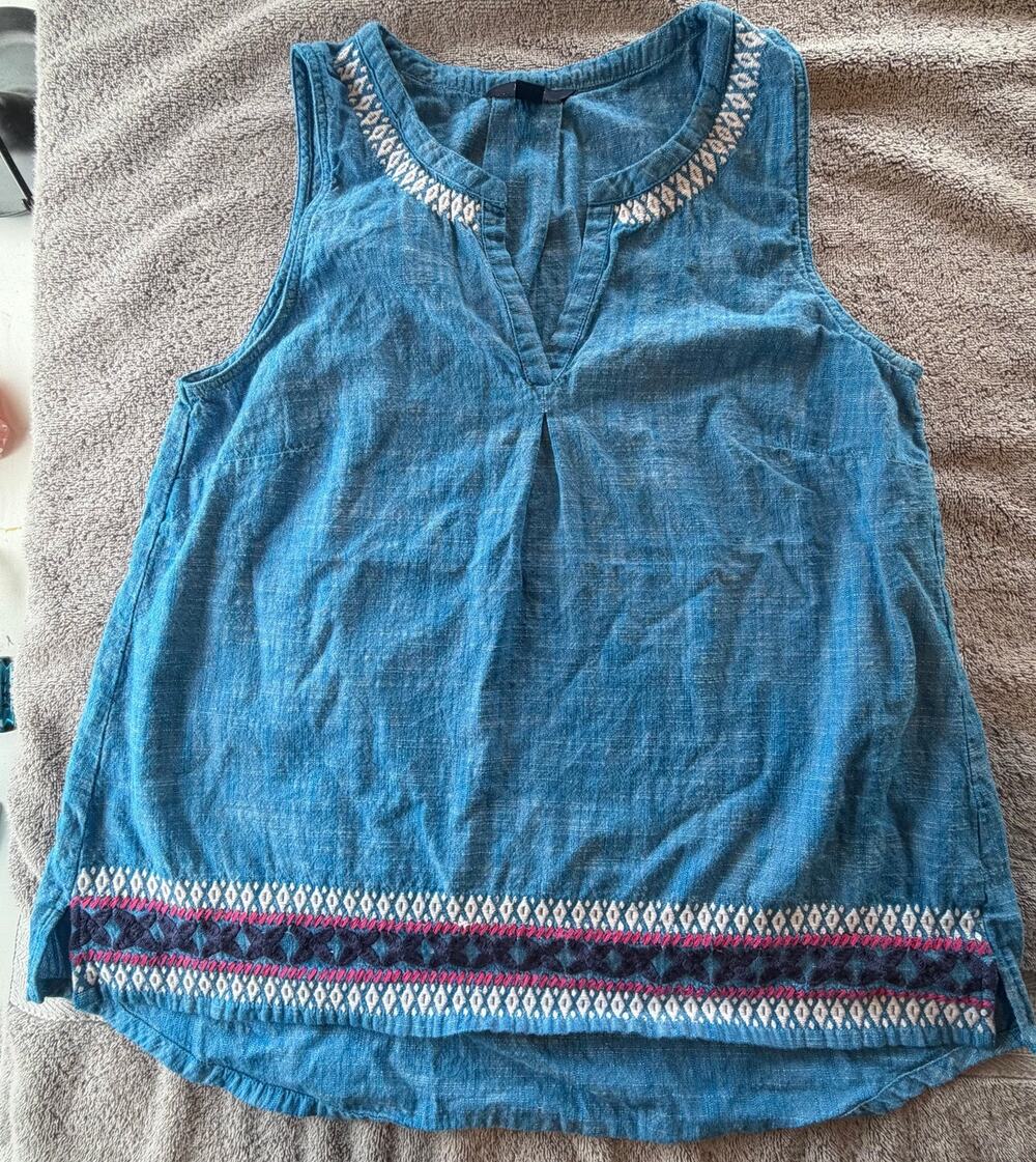 Hatley Chambray Boho Tank Top Embroidered  Womens Small/Petite Summer Beach